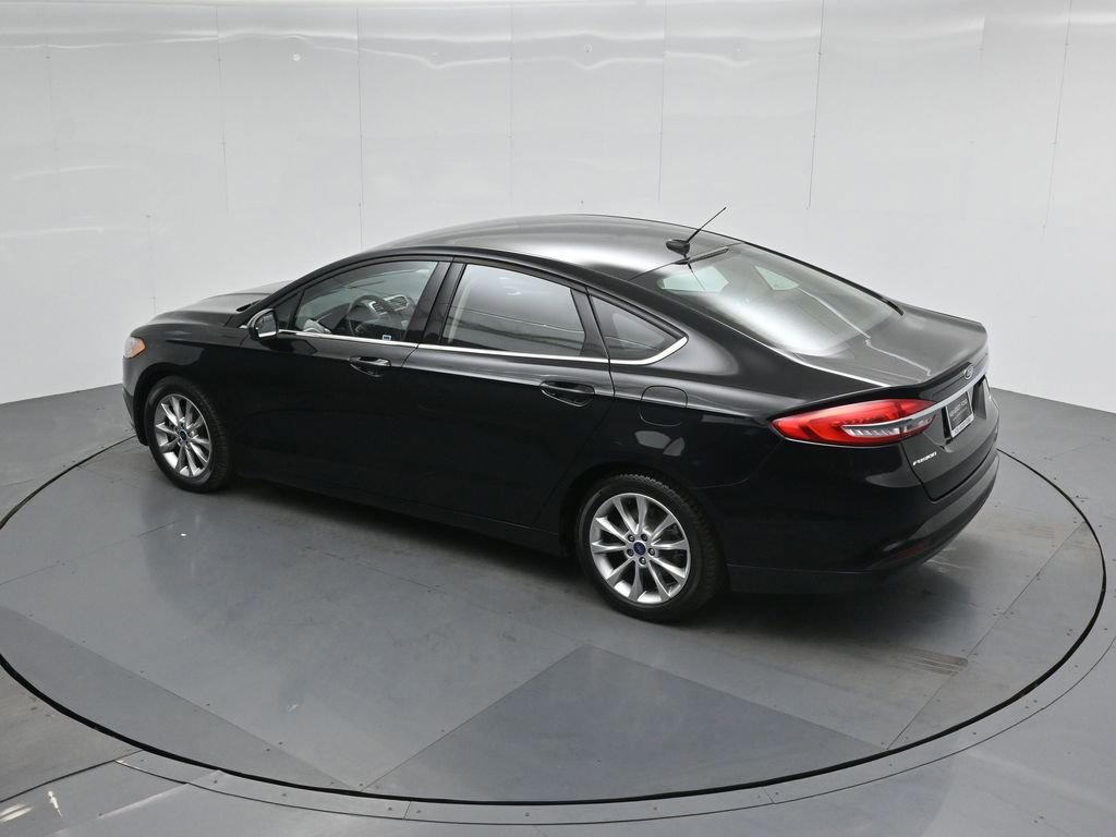 Certified 2017 Ford Fusion SE image 42
