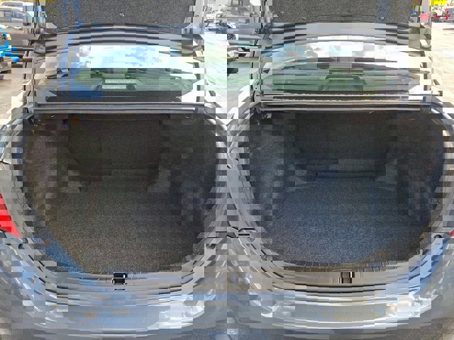 Used 2019 Toyota Corolla LE FWD image 28