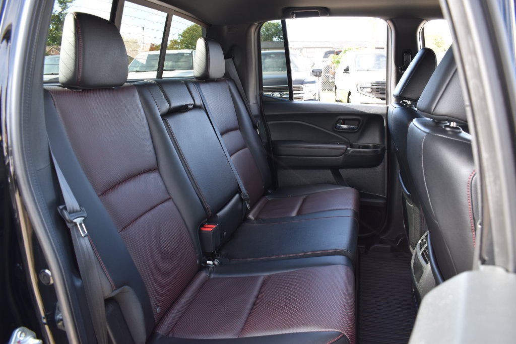 Used 2022 Honda Ridgeline Black Edition image 32