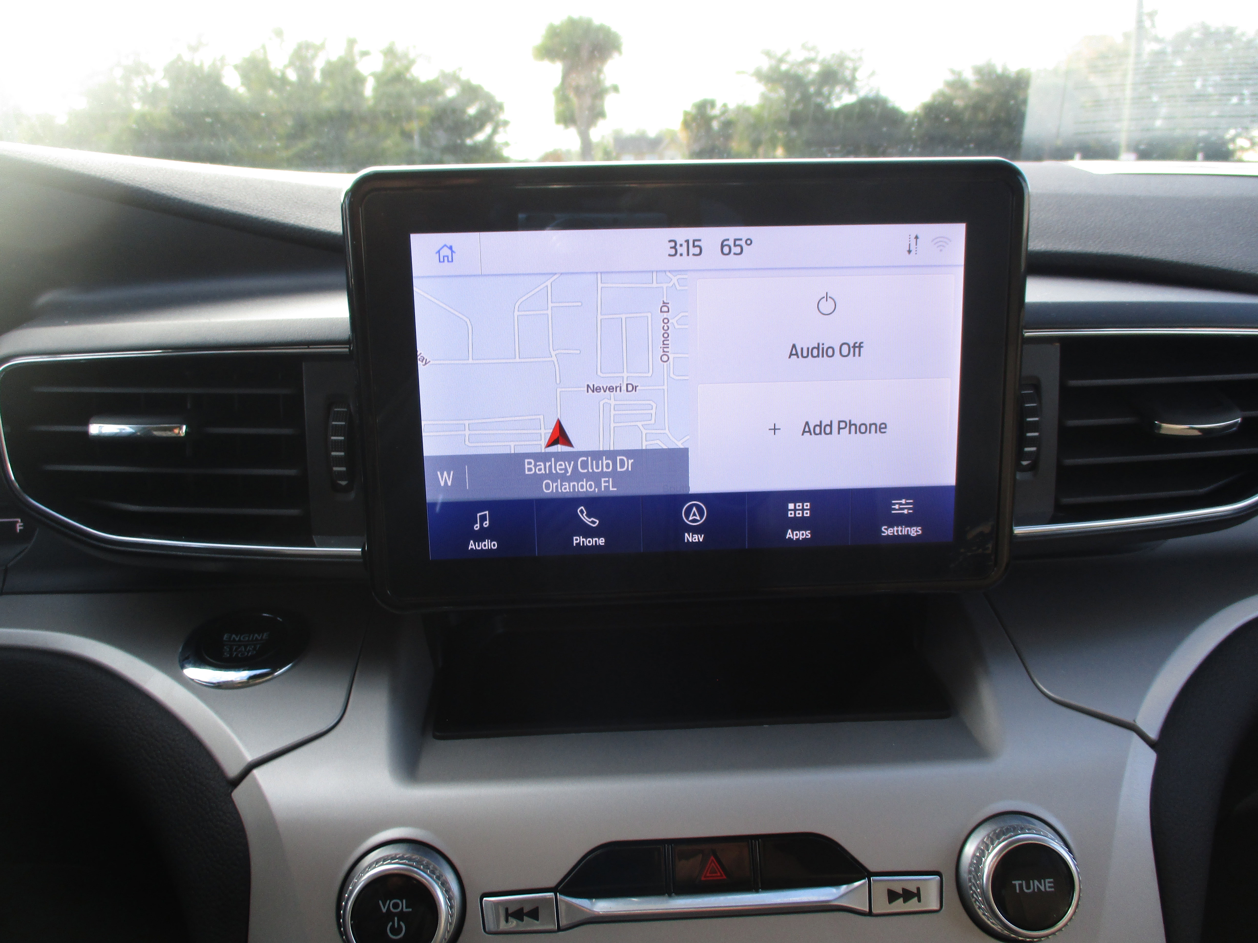 Certified 2024 Ford Explorer XLT w/ Equipment Group 202A image 18