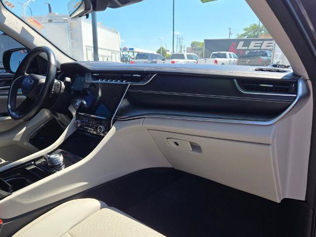 Used 2021 Jeep Grand Cherokee L Overland w/ Luxury Tech Group IV AWD/4WD image 7