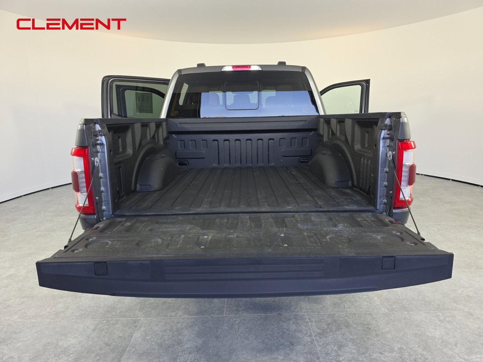 Certified 2023 Ford F150 Lariat w/ Equipment Group 502A High image 9