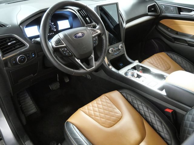 Certified 2023 Ford Edge Titanium w/ Equipment Group 301A AWD/4WD image 2