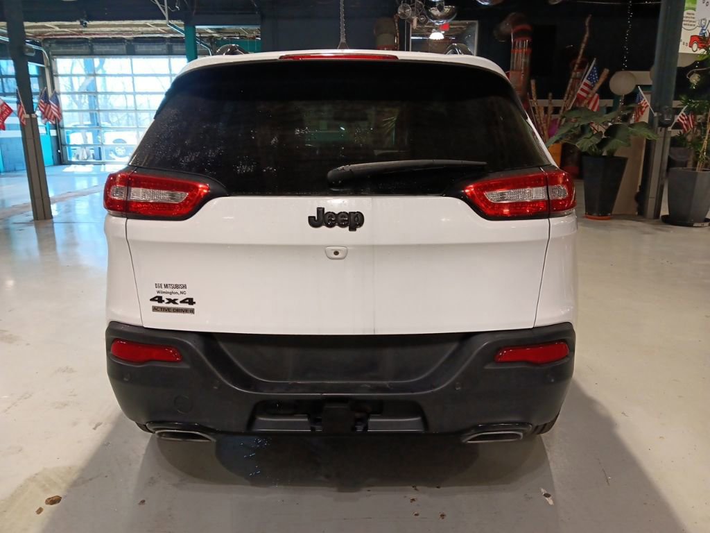 Used 2017 Jeep Cherokee High Altitude image 4