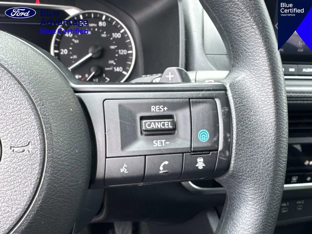 Used 2024 Nissan Rogue SV FWD image 21