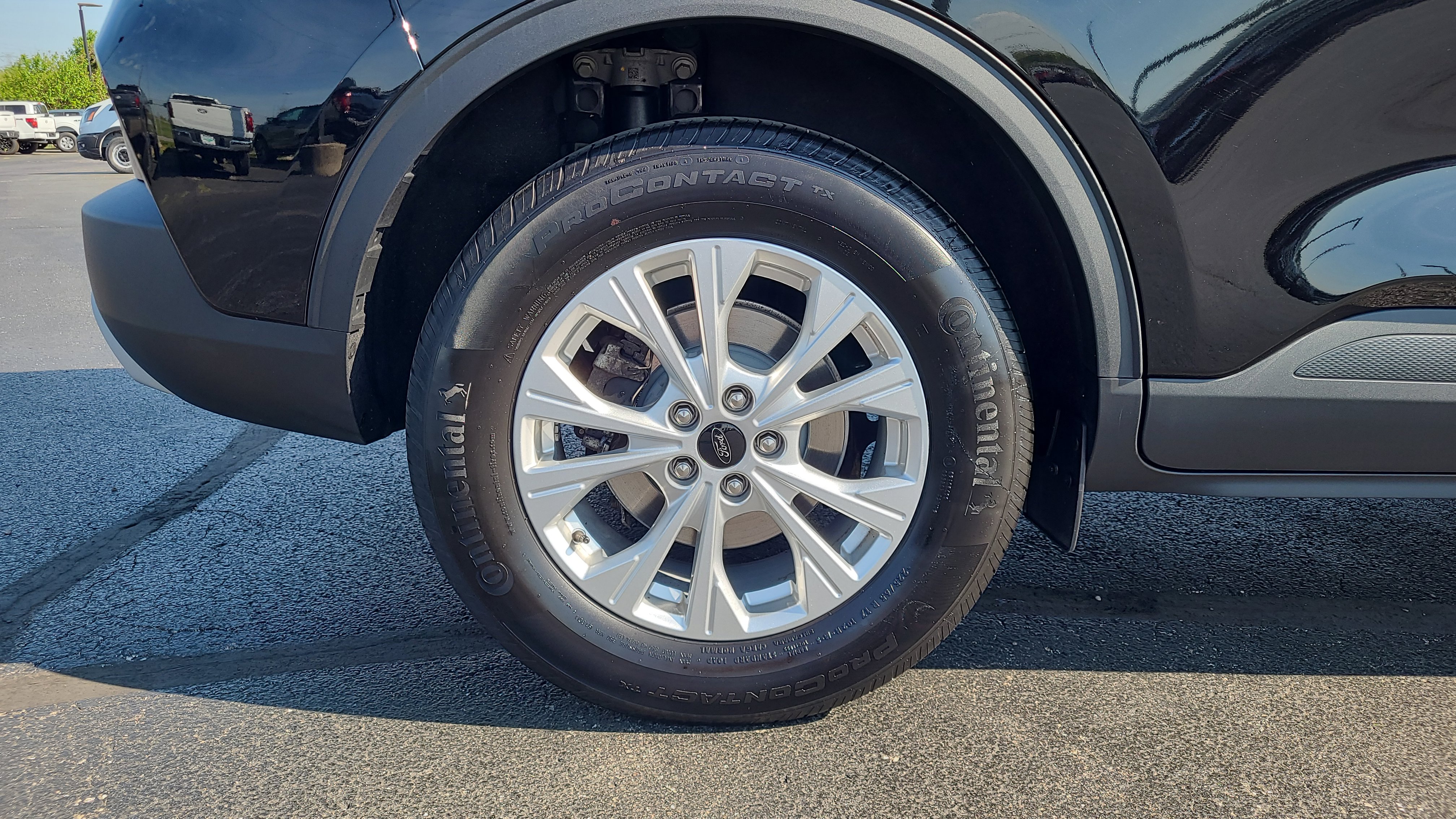 Certified 2023 Ford Escape Active AWD/4WD image 29