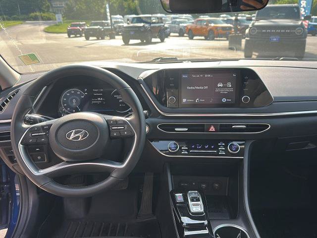 Used 2021 Hyundai Sonata SEL w/ Convenience Package FWD image 16