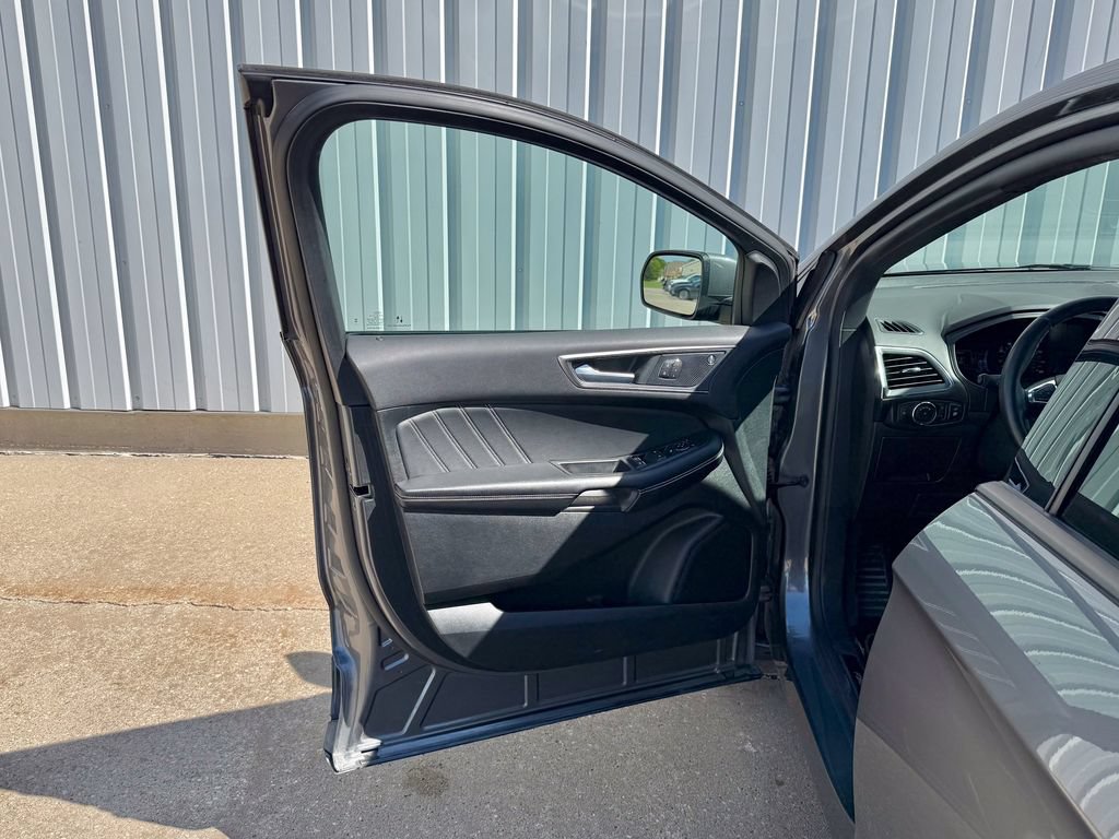 Certified 2022 Ford Edge ST AWD/4WD image 14