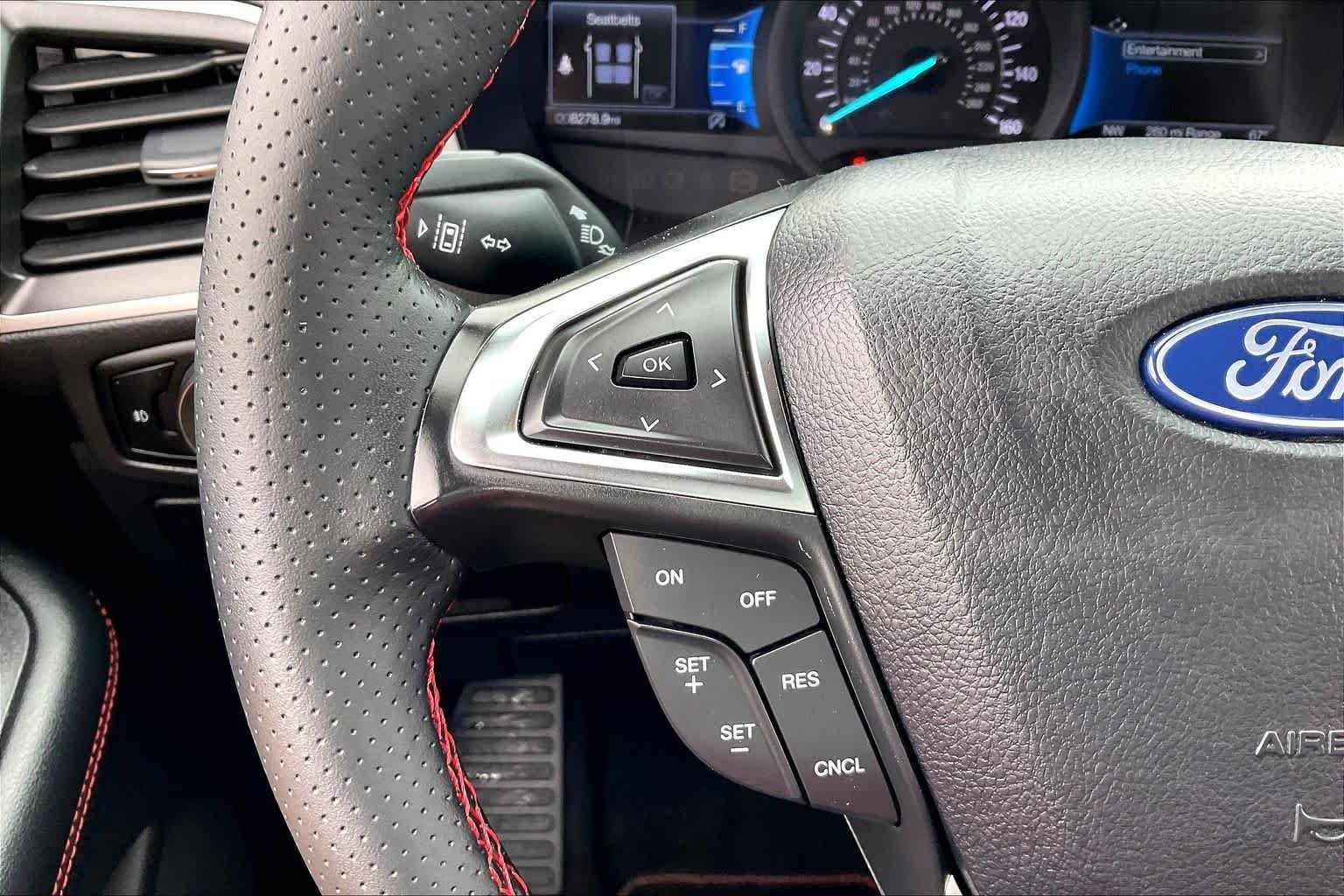 Certified 2024 Ford Edge ST-Line AWD/4WD image 22