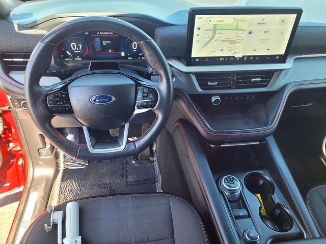 Certified 2025 Ford Explorer ST-Line AWD/4WD image 9