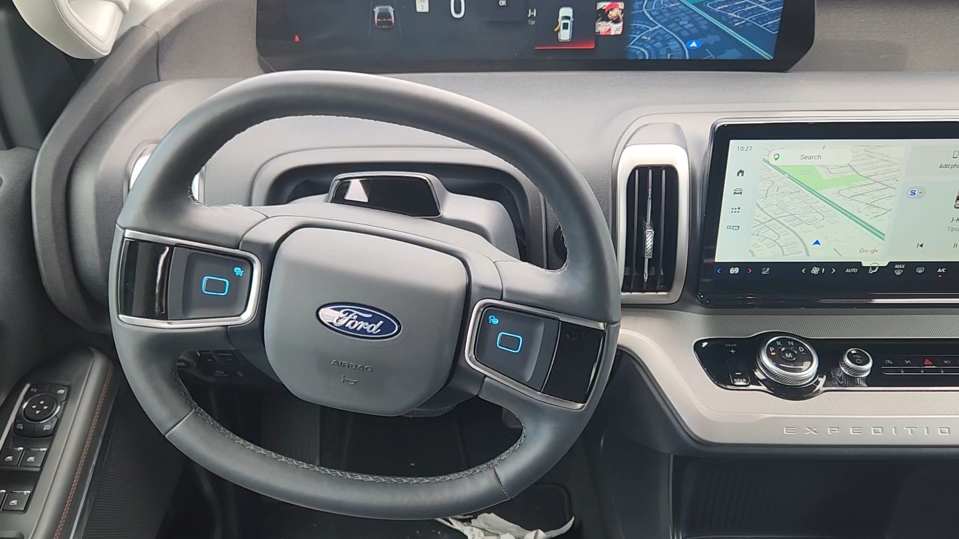 Certified 2025 Ford Expedition Active AWD/4WD image 9