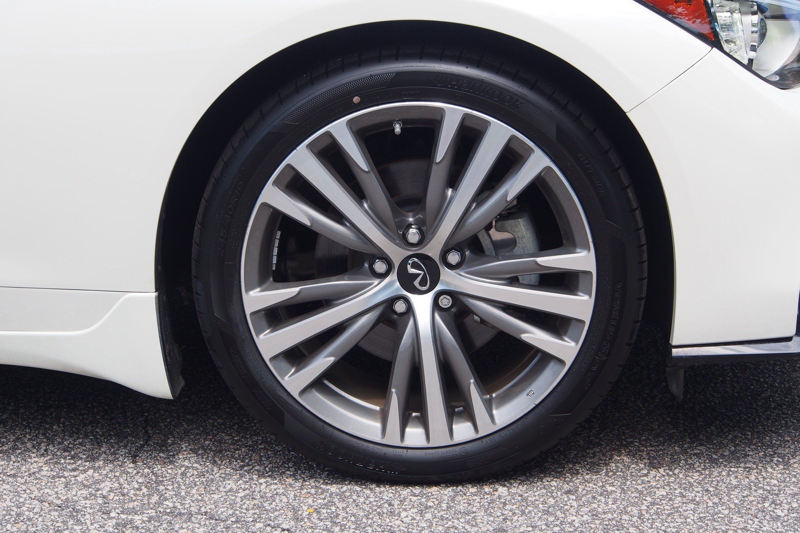Used 2024 INFINITI Q50 Sensory RWD image 10
