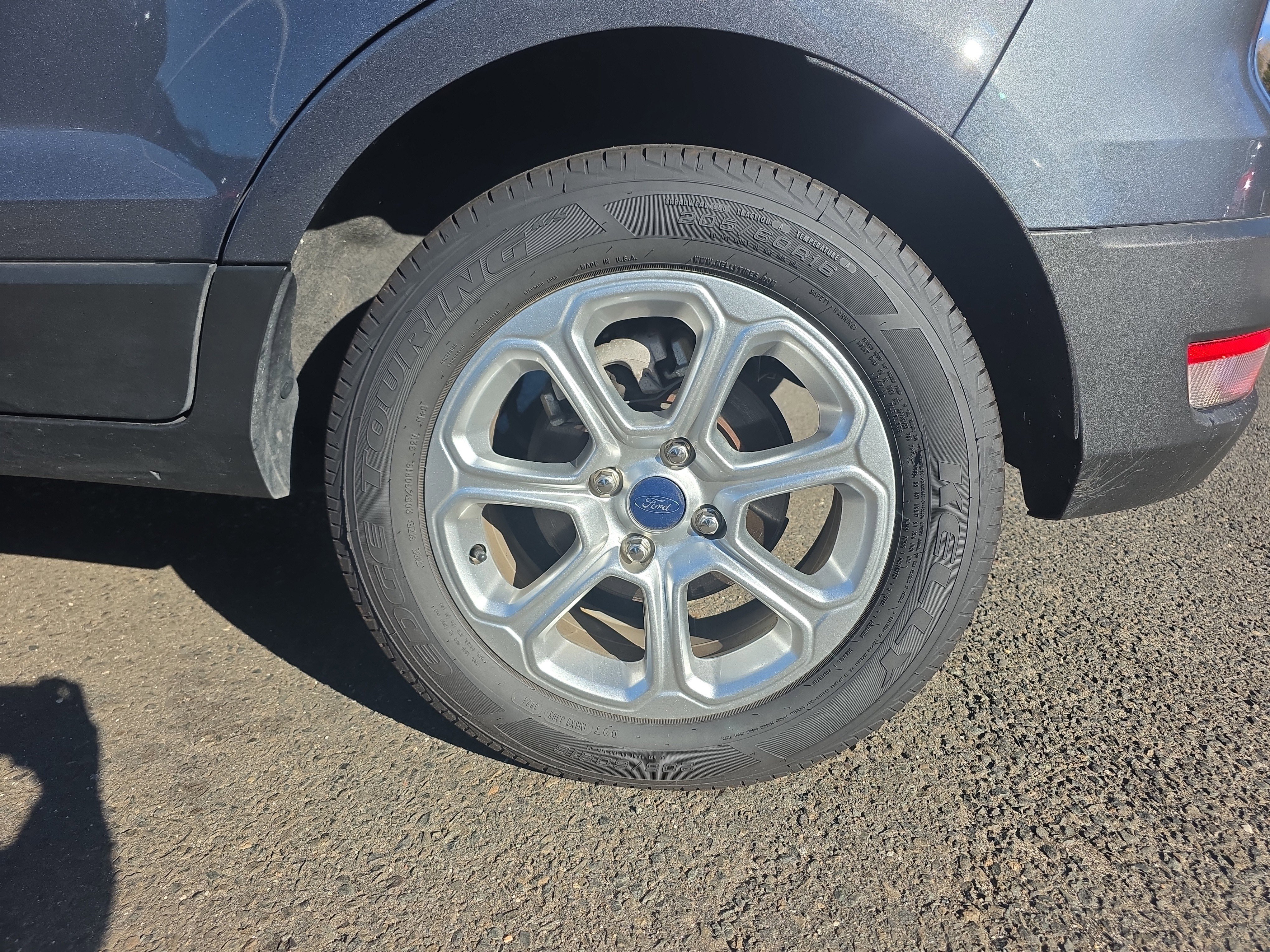 Certified 2019 Ford EcoSport SE image 12