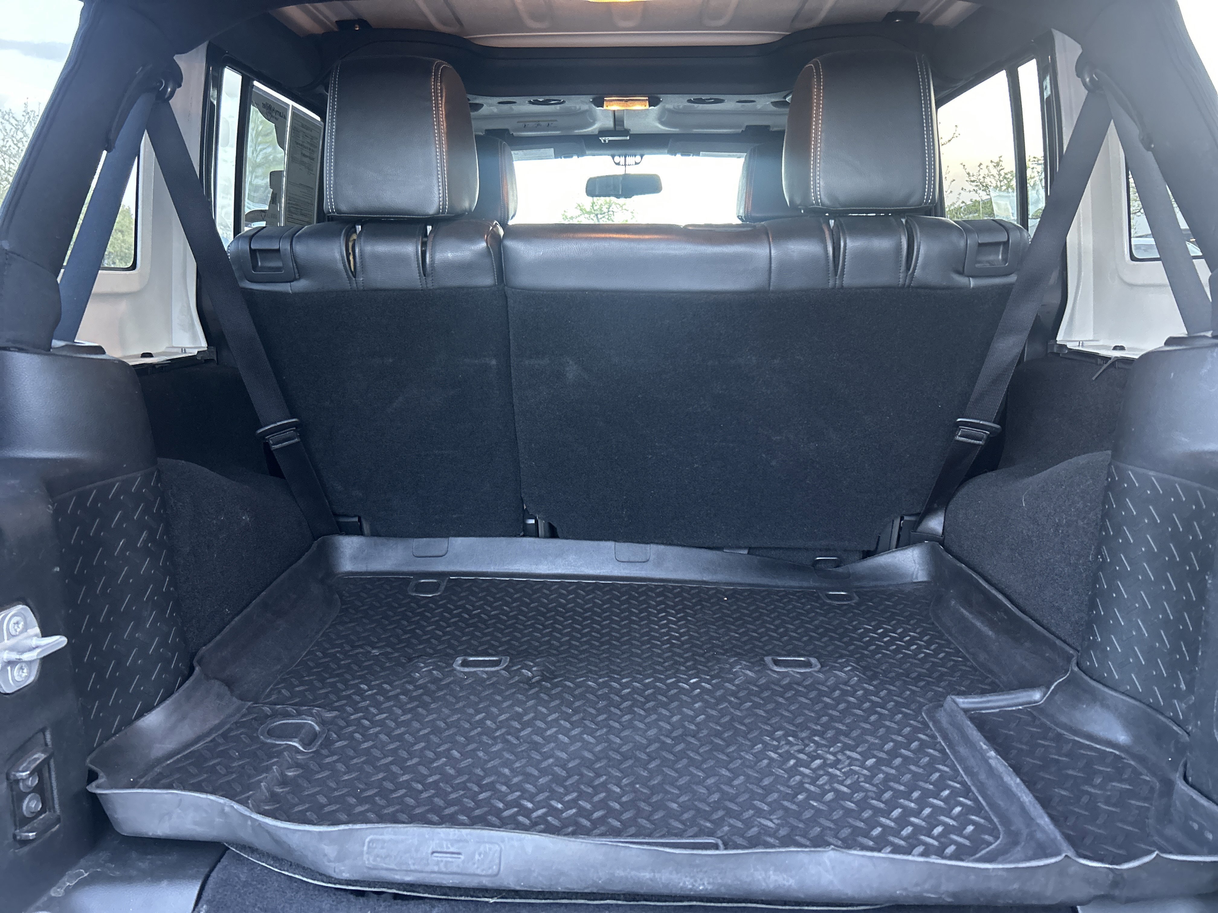 Used 2018 Jeep Wrangler Unlimited Sport S image 26