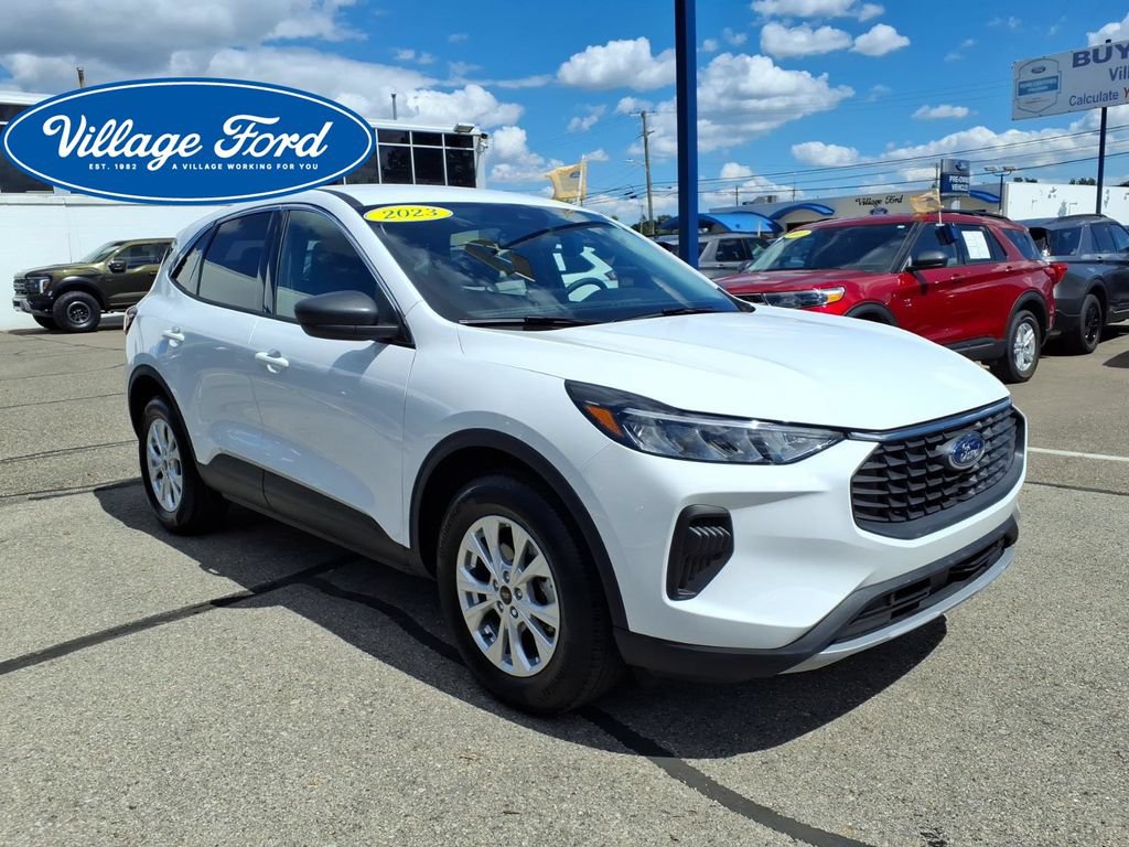 Certified 2023 Ford Escape Active AWD/4WD image 4