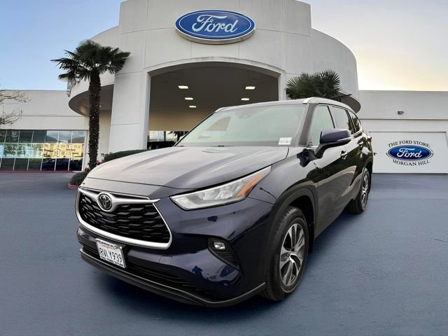 Used 2020 Toyota Highlander XLE image 7