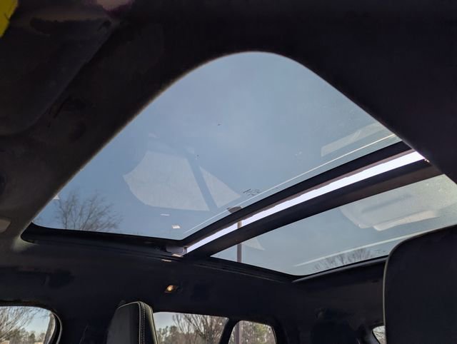 Used 2021 Volvo XC40 T5 R-Design w/ Protection Package Premier image 20