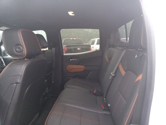 Used 2023 GMC Canyon AT4 image 18