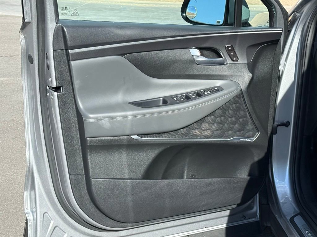 Used 2021 Hyundai Santa Fe Limited w/ Cargo Package image 15