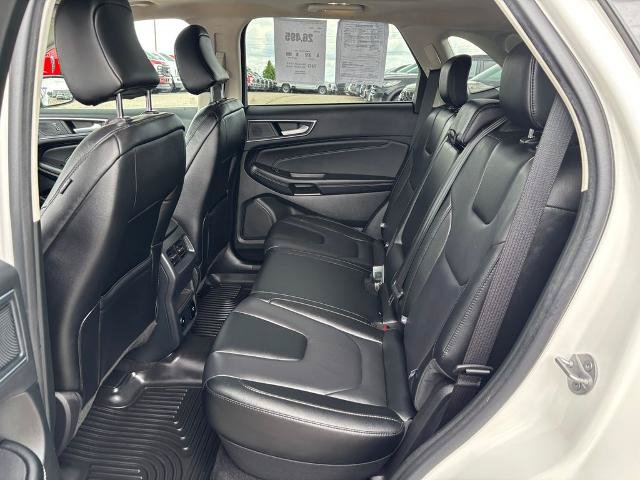 Certified 2022 Ford Edge Titanium AWD/4WD image 5