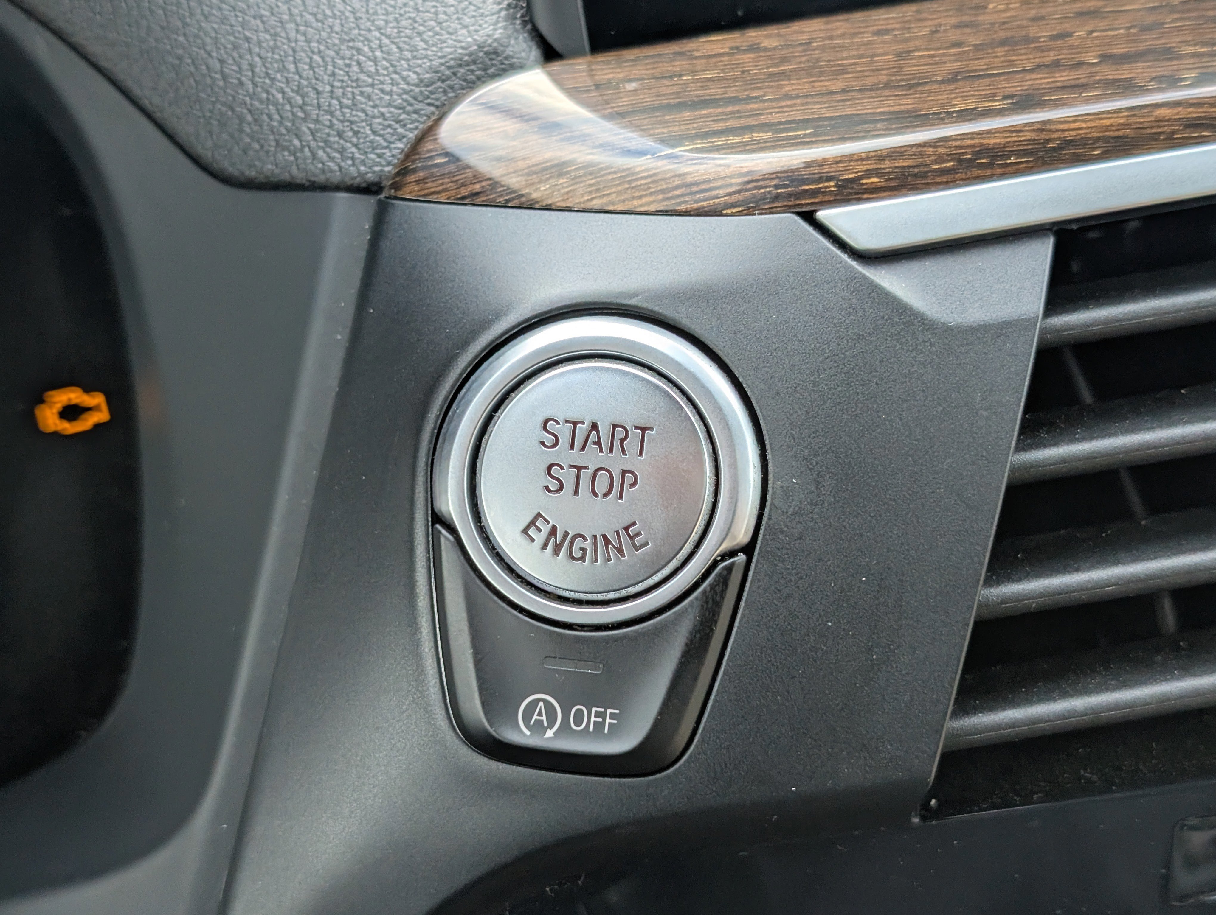 Used 2021 BMW X3 xDrive30i w/ Premium Package image 28