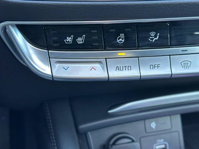 Used 2019 Kia K900 Luxury w/ VIP Package AWD/4WD image 25