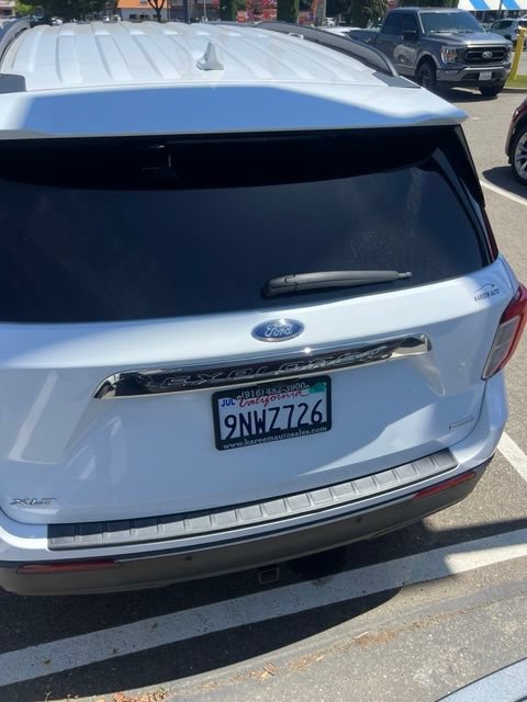 Certified 2020 Ford Explorer XLT RWD image 12