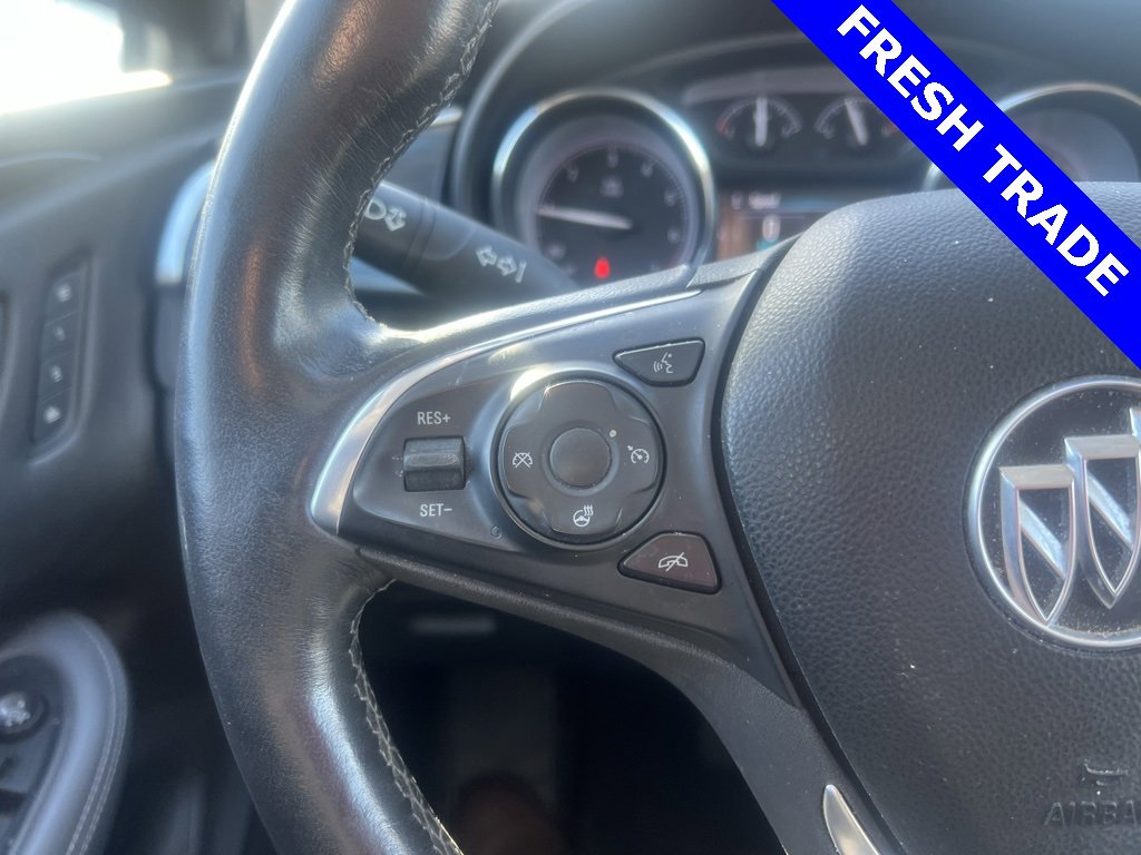 Used 2020 Buick Envision Essence image 11