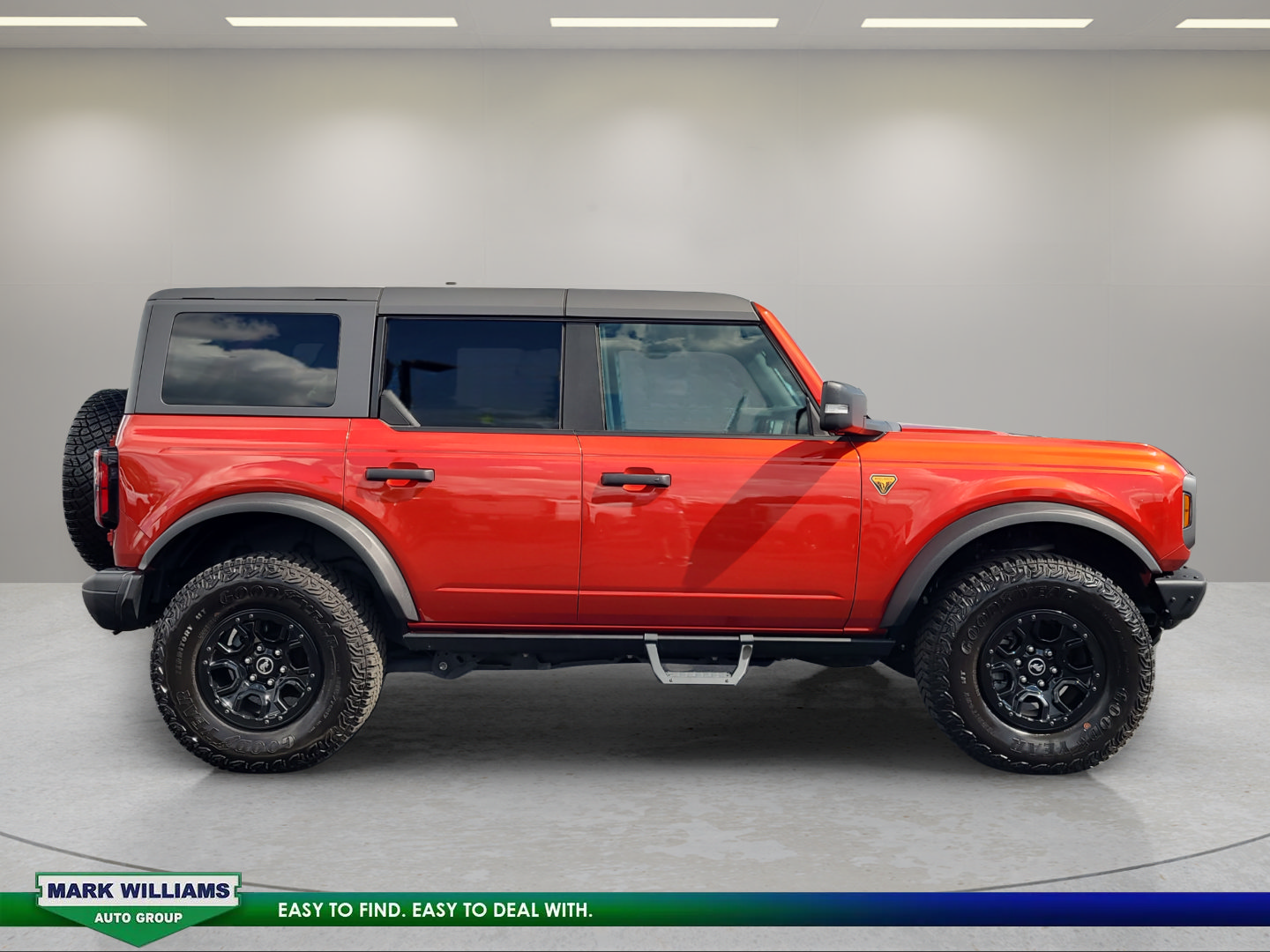 Certified 2024 Ford Bronco Badlands AWD/4WD image 2