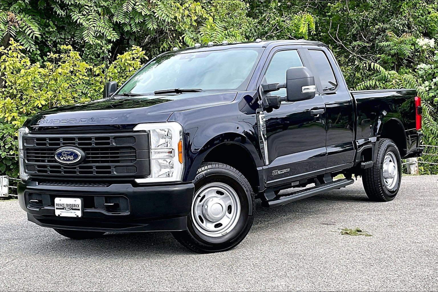 Certified 2024 Ford F350 XL w/ 360-Degree Camera Package RWD image 3