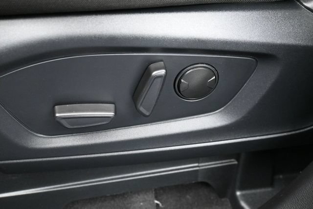 Certified 2023 Ford Explorer XLT RWD image 12