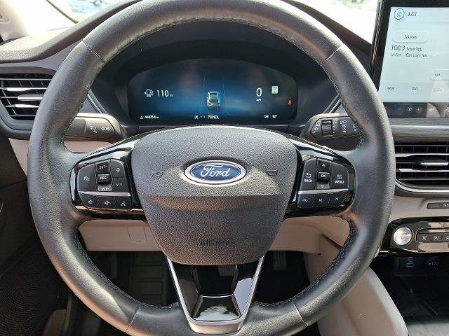 Certified 2023 Ford Escape Platinum AWD/4WD image 19