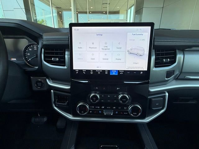 Certified 2024 Ford Expedition XLT RWD image 27