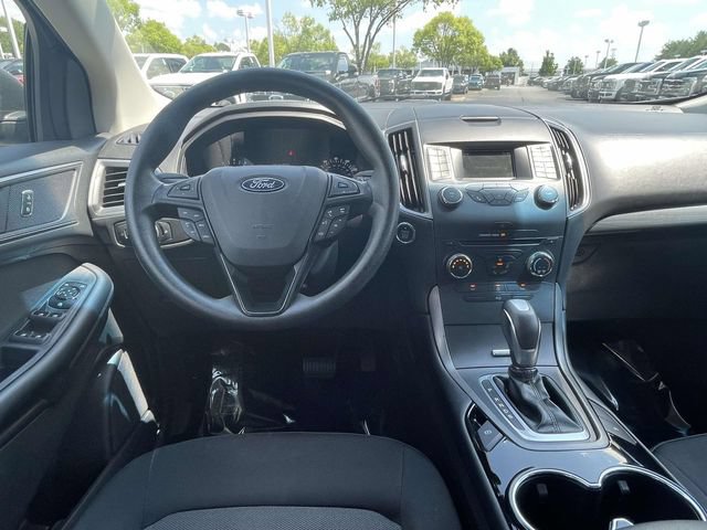 Certified 2018 Ford Edge SE w/ Cargo Accessory Package FWD image 7