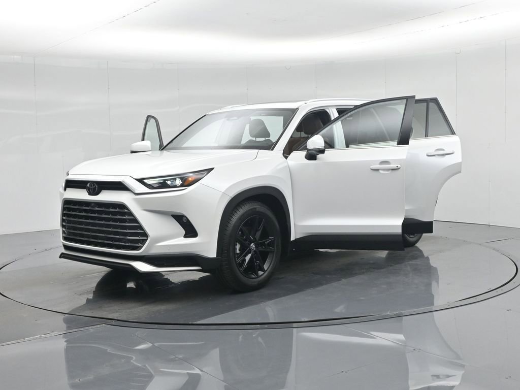 Used 2024 Toyota Grand Highlander AWD Hybrid image 33