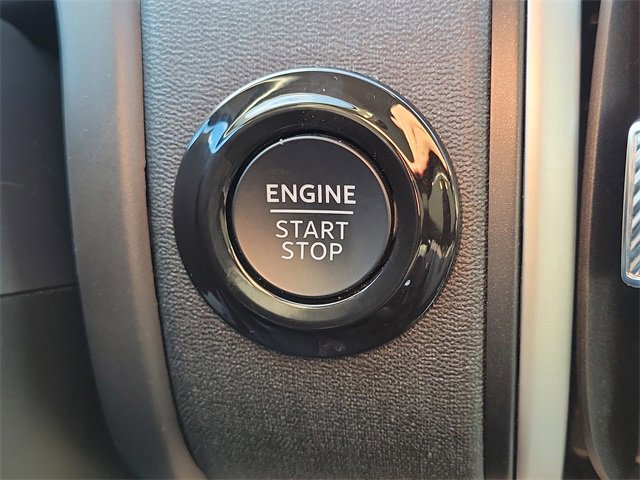 Certified 2025 Ford Expedition Active image 17