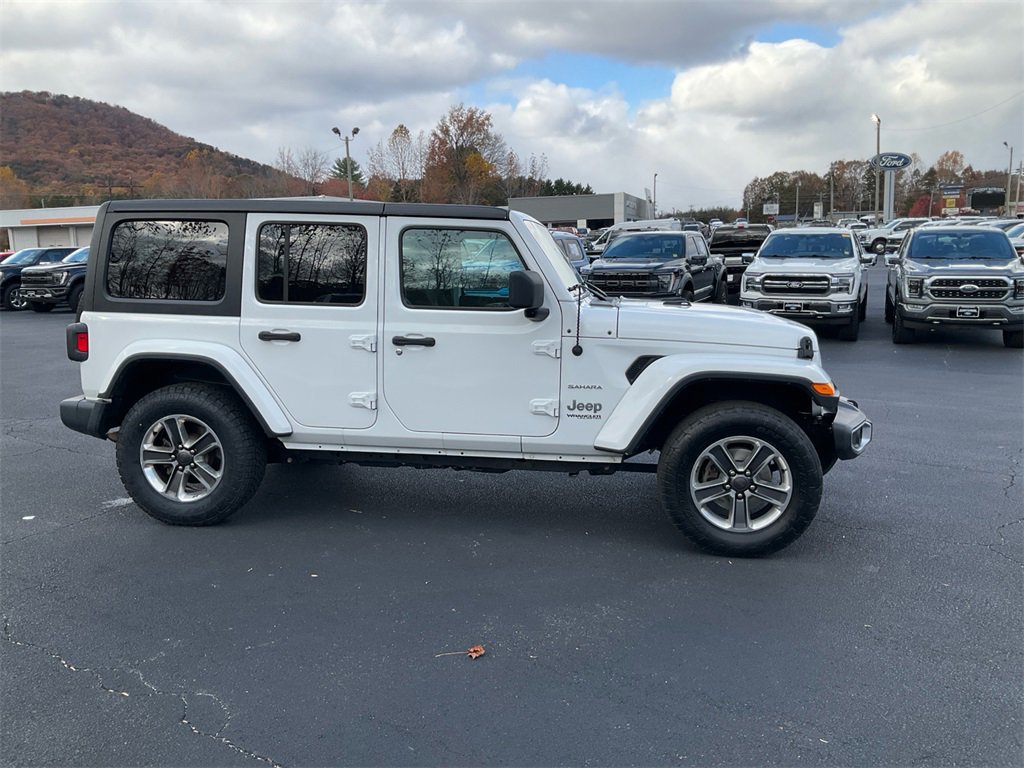 Used 2020 Jeep Wrangler Unlimited Sahara image 2