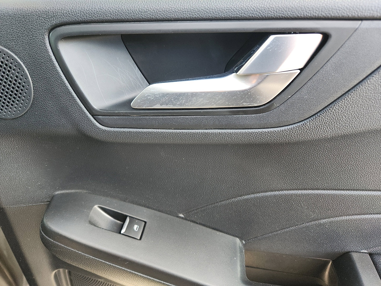 Certified 2022 Ford Escape SEL w/ SEL Stealth AWD Package image 34