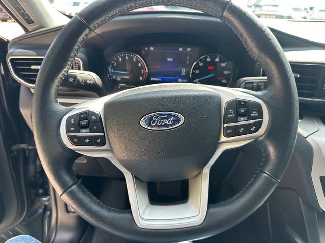 Certified 2022 Ford Explorer XLT w/ Equipment Group 202A AWD/4WD image 34