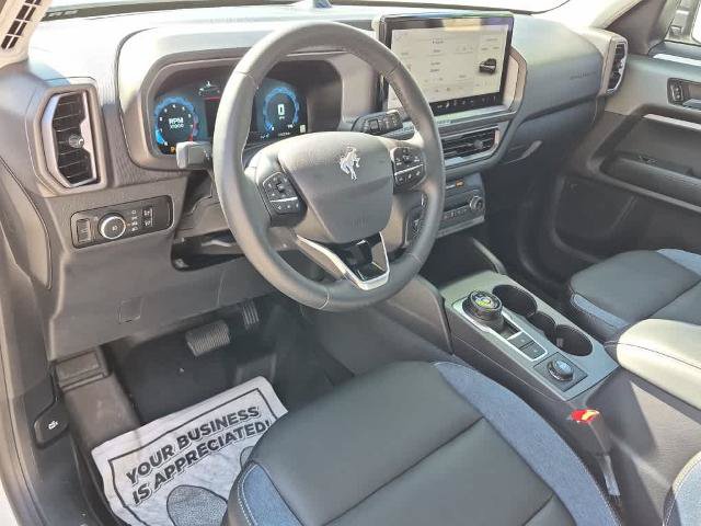 Certified 2025 Ford Bronco Sport Outer Banks w/ Outer Banks Tech Package+ AWD/4WD image 11