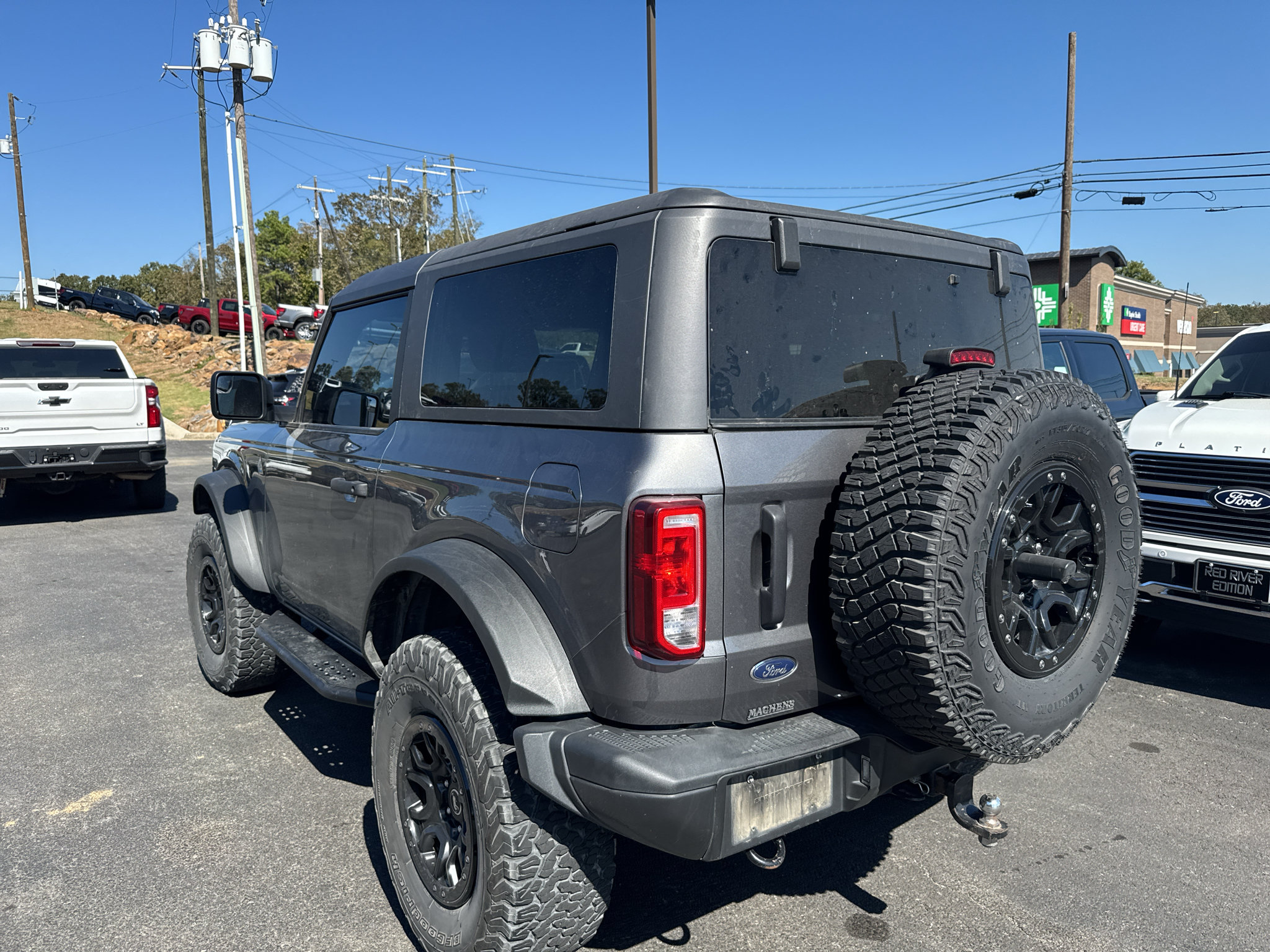 Certified 2022 Ford Bronco Black Diamond w/ Sasquatch Package AWD/4WD image 8