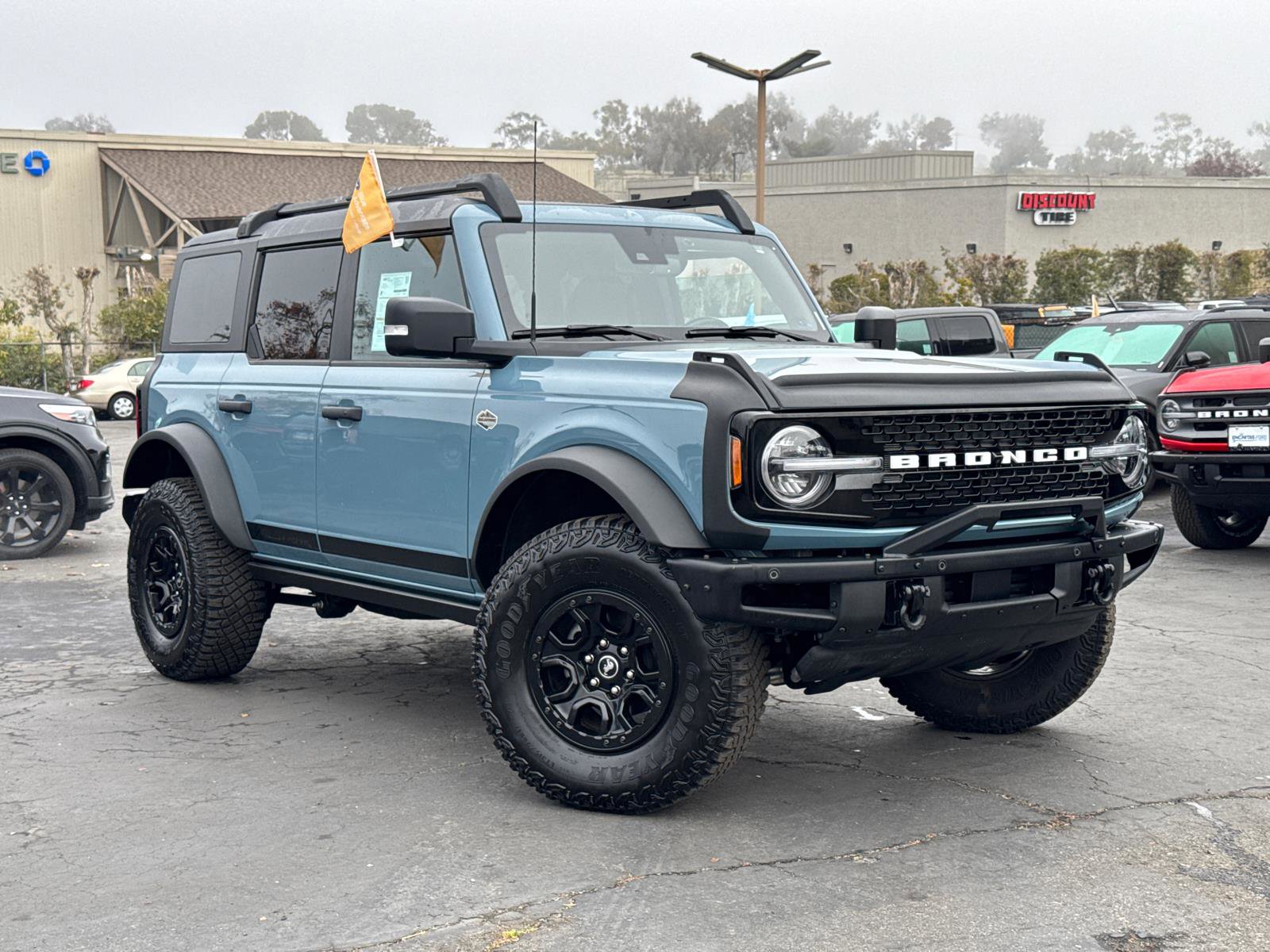 Certified 2023 Ford Bronco Wildtrak image 2