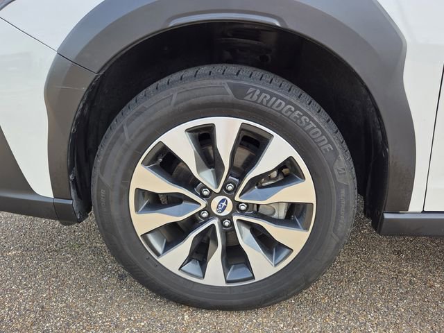 Used 2023 Subaru Outback Limited AWD/4WD image 29