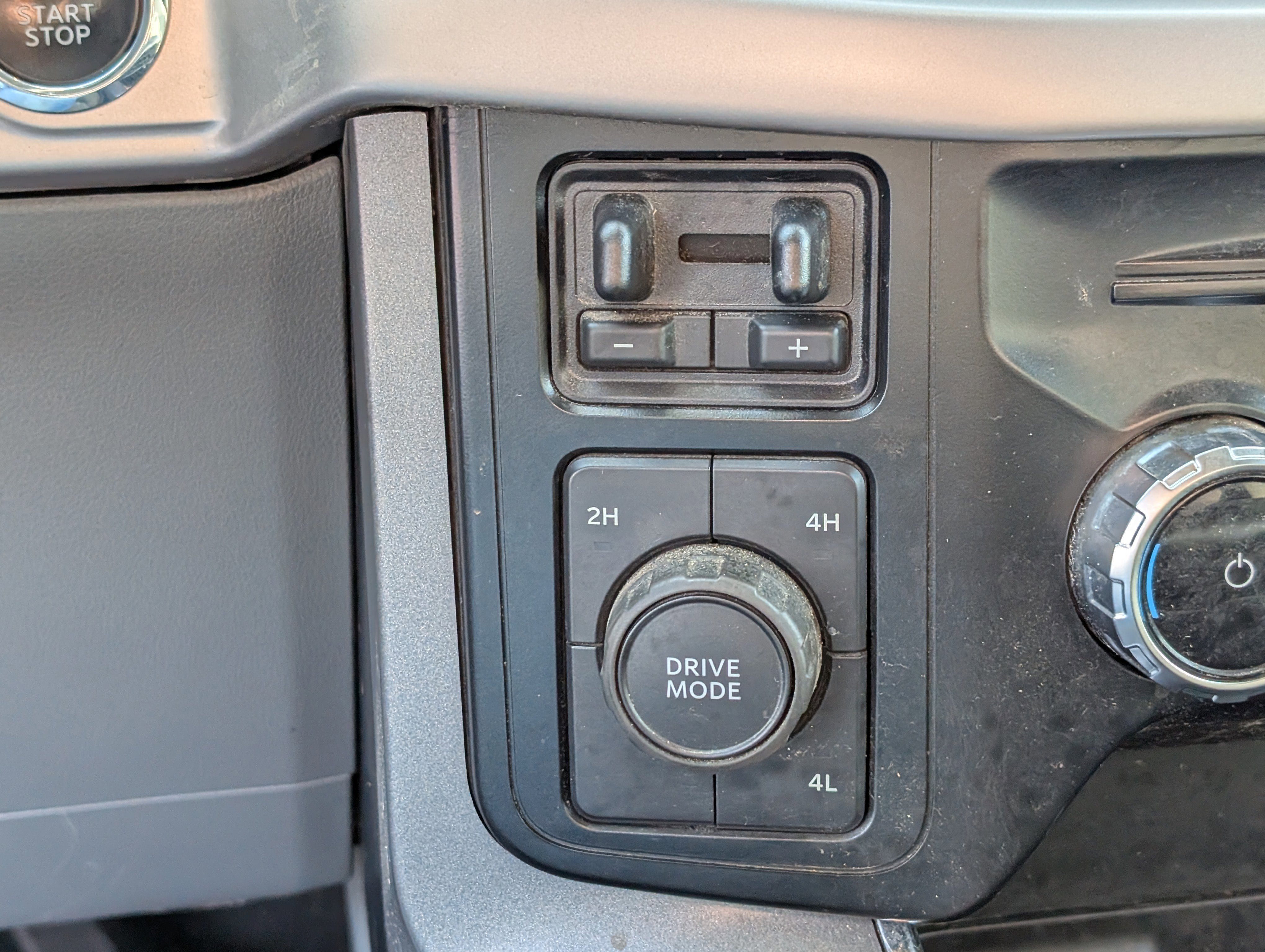 Certified 2023 Ford F150 XLT w/ Equipment Group 302A High image 25