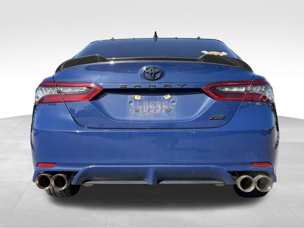 Used 2023 Toyota Camry XSE FWD image 5