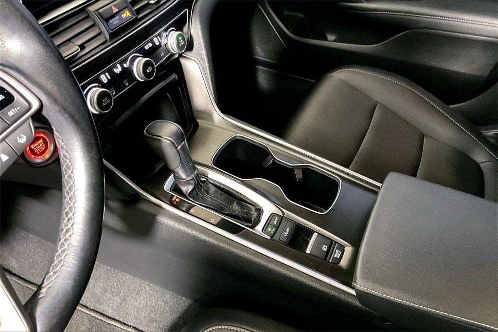 Used 2022 Honda Accord Sport image 13