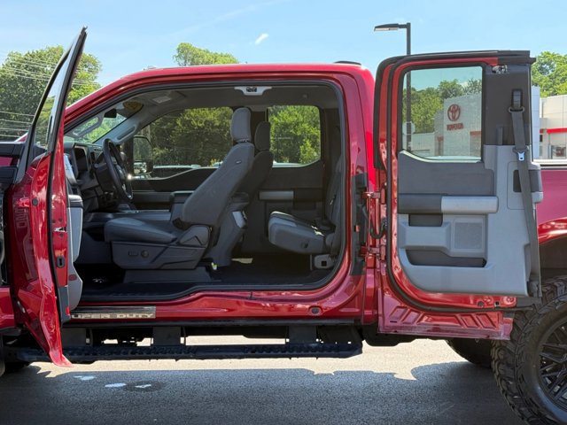 Certified 2024 Ford F350 XLT w/ XLT Premium Package AWD/4WD image 35
