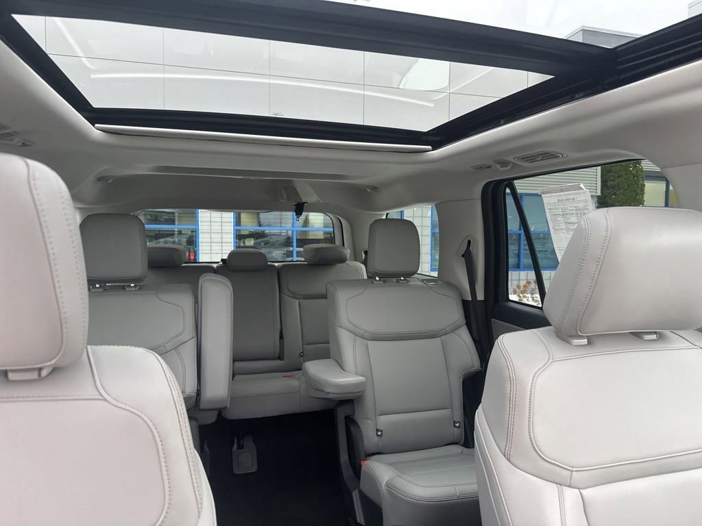 Certified 2025 Ford Expedition Active image 39