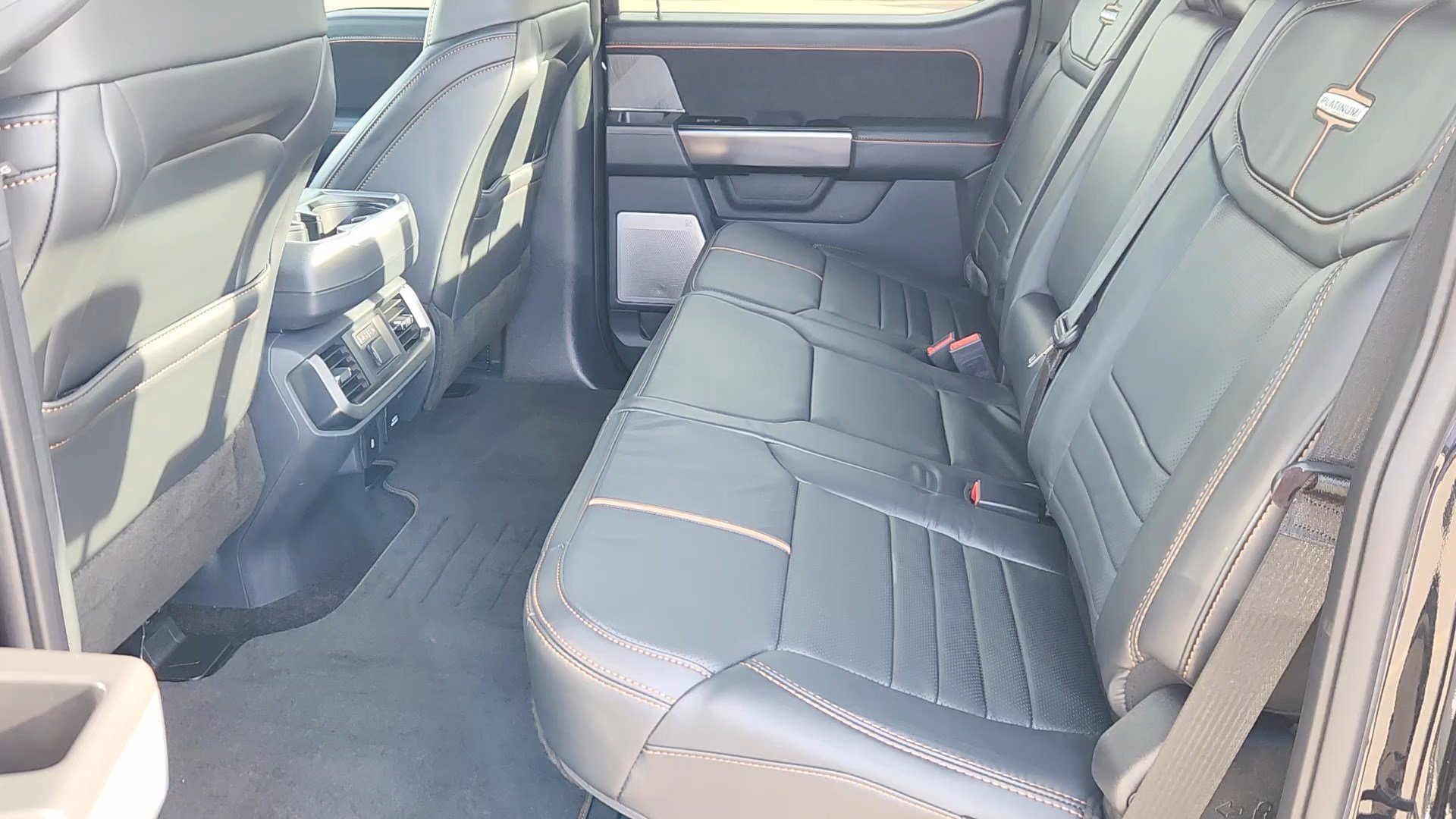 Certified 2022 Ford F150 Platinum w/ Equipment Group 701A High image 16