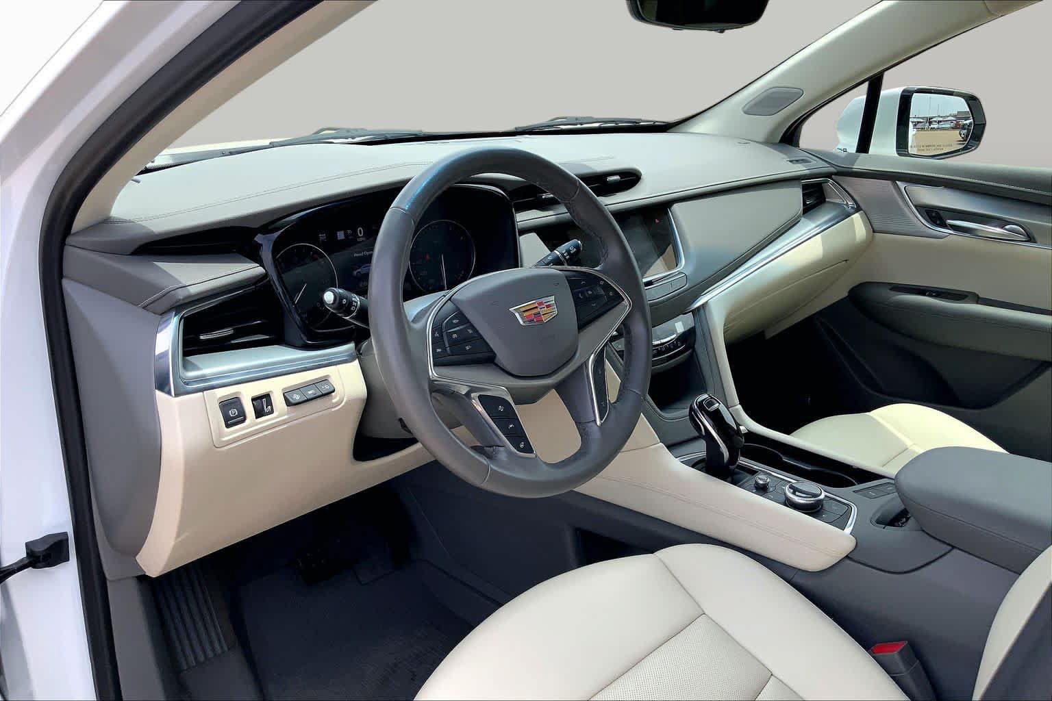 Used 2021 Cadillac XT5 Premium Luxury AWD/4WD image 18